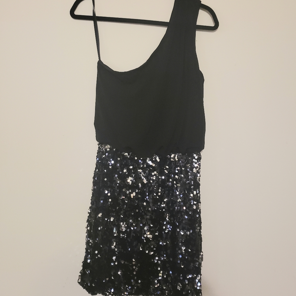 Black Party Dress With Sequins